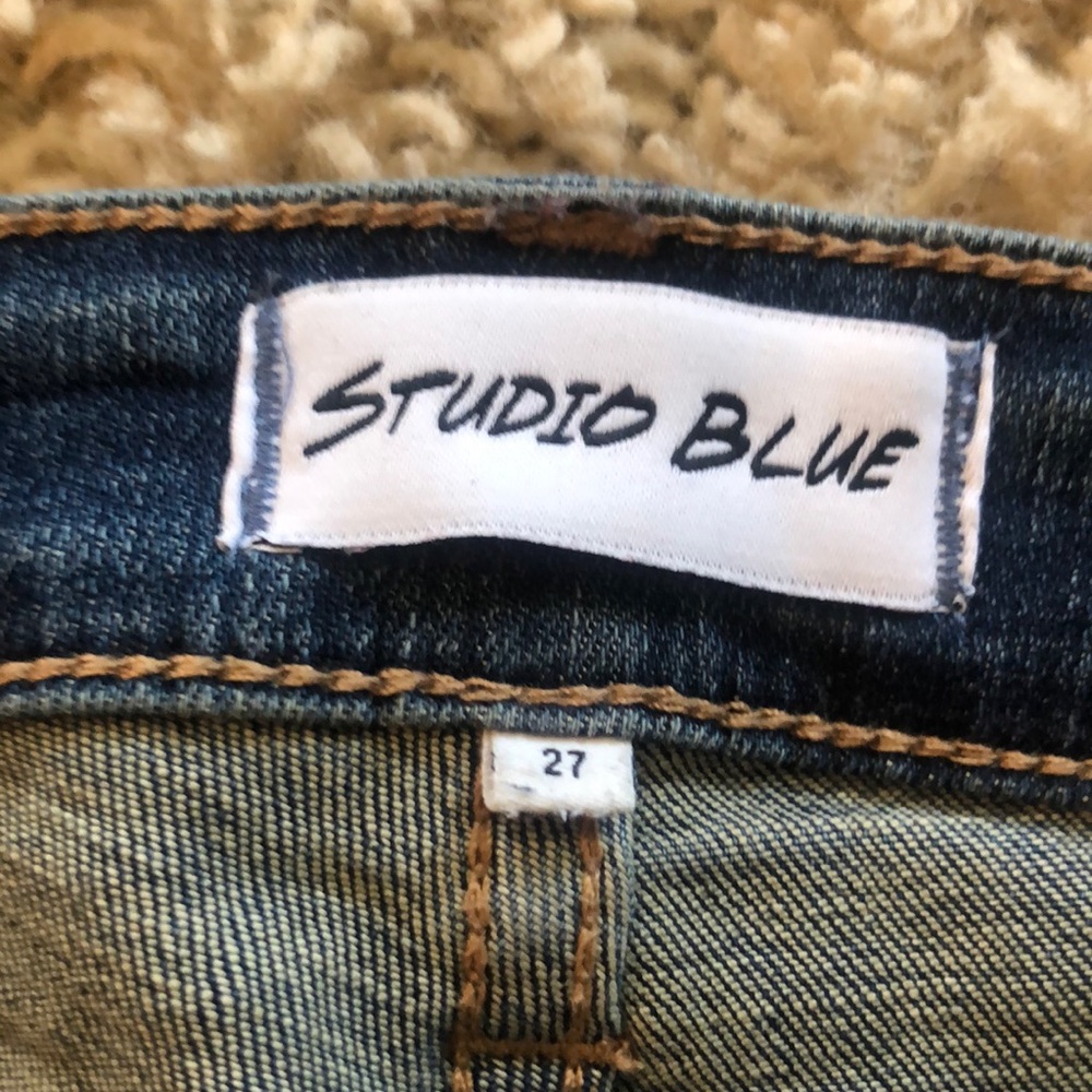 Women's jeans size 27